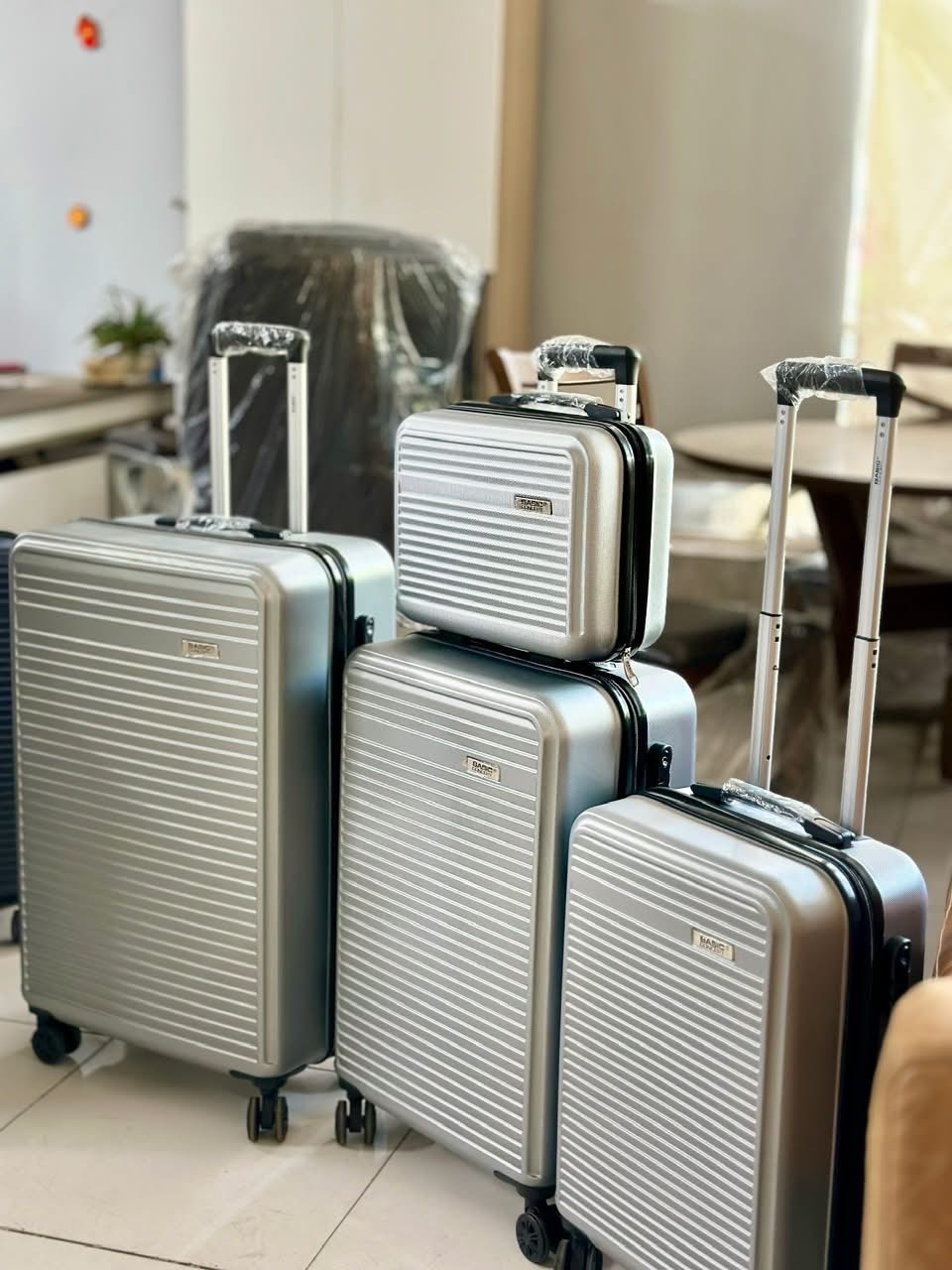 COMBO VALI DU LỊCH 4 MÓN